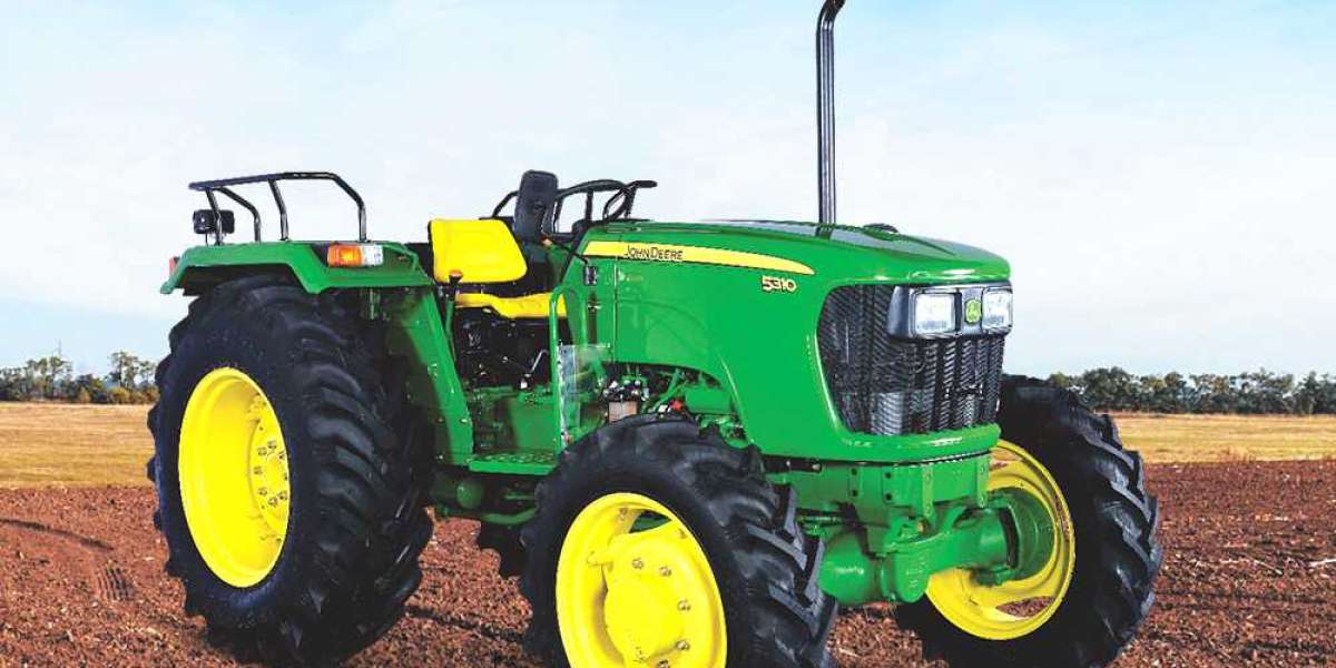 John Deere Tractor Price, Specifications and Features 2022